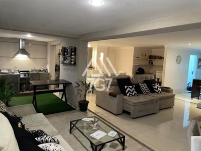 APARTAMENTO NO MORUMBI COM 3 SUITES E 3 VAGAS