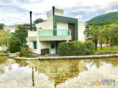 Casa à venda com 3 suítes no condomínio Termas do Tabuleiro, Santo Amaro da Imperatriz/SC