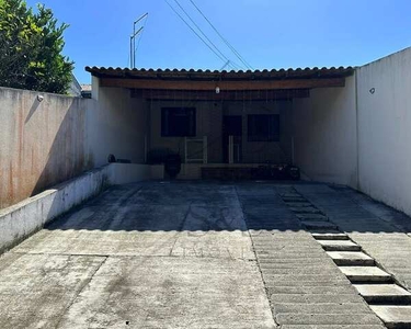 Casa à venda em Piraquara de frente para rua