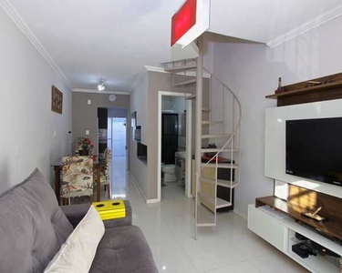 Casa com 2 dormitórios à venda em Porto Alegre