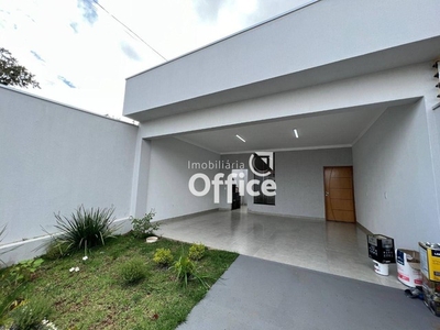 Casa com 3 dormitórios à venda, 113 m² por R$ 315.000,00 - Jardim Bom Clima - Anápolis/GO