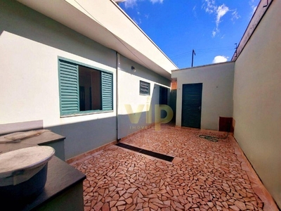 Casa com 3 dormitórios à venda, 120 m² por R$ 420.000,00 - Santa Cecília - Pouso Alegre/MG