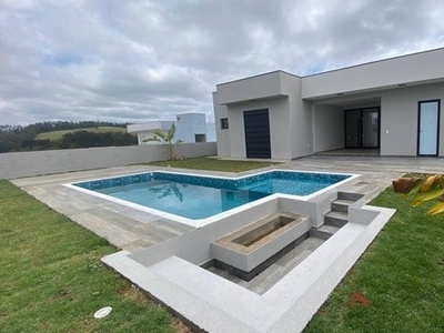 Casa com 3 dormitórios à venda, 210 m² por R$ 1.590.000,00 - Condomínio Jardim Flamboyan -