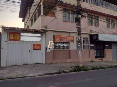 Casa com 3 quartos para alugar no bairro Barreiro, 130m²