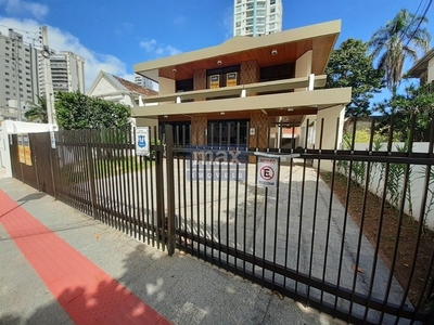 Casa Comercial com 2 pavimentos no Centro Itajaí - SC