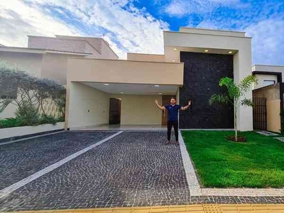 Casa em Condomínio com 3 quartos à venda no bairro Jardim Veneza, 220m²