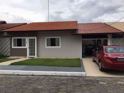 Casa em Condomínio com 4 quartos à venda no bairro Aleixo, 252m²