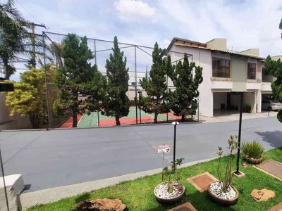 Casa em Condomínio com 4 quartos à venda no bairro Jardim América, 200m²