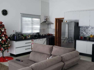 Casa em condomínio - loteamento residencial parque lago dourado - 5 dormitórios - 600m².