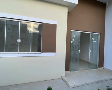 Casa Linear à Venda com 2 Quartos no Bairro Santa Mônica - Guarapari-ES