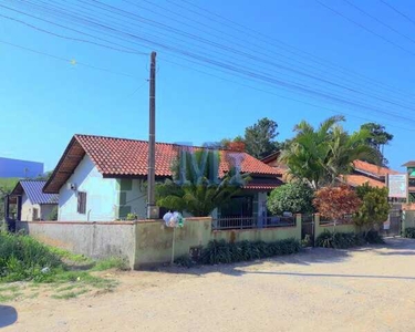 CASA RESIDENCIAL, 2 dormitórios na Rua José Rosa