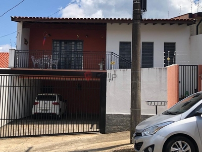 Casa residêncial para venda no bairro Santa Marina em Valinhos , interior de São Paulo