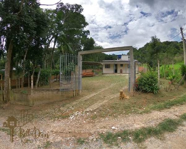 Chácara, em um terreno de 1000 m², 2 dormitórios, horta, pomar - 7 km do centro de Caucaia