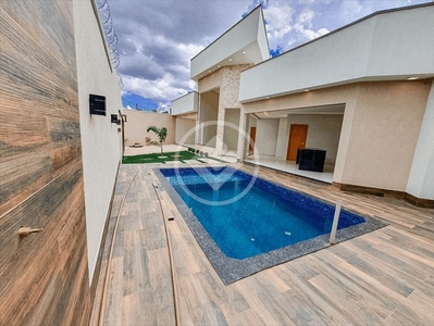 Sua casa alto padrão com piscina no setor Três Marias codigo: 24719