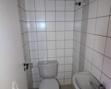 Vendo ótima sala comercial, 31m2, 2 banheiros, 1 vaga, na Av. Fagundes Filho, 200m do Metr