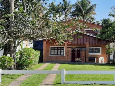 CASA JARDIM FRENTE MAR Praia LAGOINHA Ubatuba PE NA AREIA 6 pess