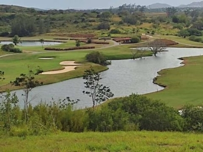 Terreno plano com linda vista no condomínio aretê - búzios