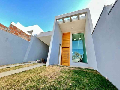 Casa com 3 quartos à venda no bairro Portal do Sol, 120m²
