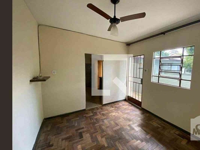 Casa com 6 quartos à venda no bairro Boa Vista, 420m²