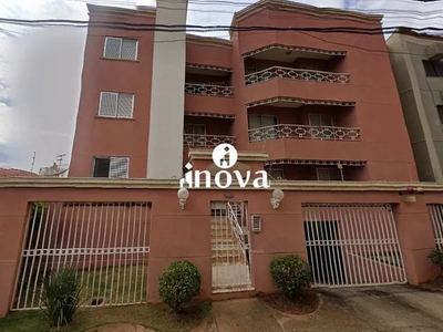 Apartamento à venda, 2 quartos, 1 vaga, São Benedito - Uberaba/MG