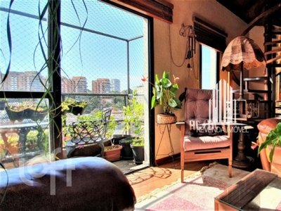 Apartamento à venda em Alto de Pinheiros com 284 m², 3 quartos, 1 suíte, 3 vagas