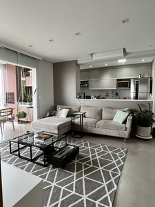 Apartamento à venda em Bom Retiro com 83 m², 2 quartos, 1 suíte, 2 vagas