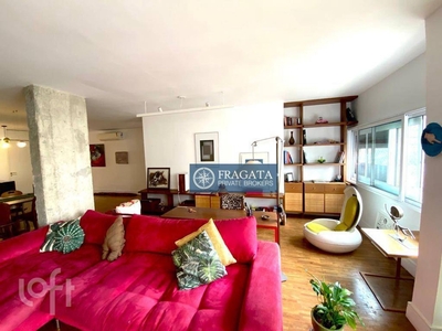 Apartamento à venda em Jardim América com 180 m², 3 quartos, 2 suítes, 1 vaga