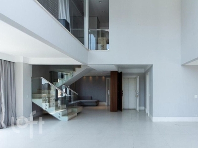 Apartamento à venda em Moema Pássaros com 272 m², 3 quartos, 3 suítes, 4 vagas