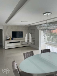 Apartamento à venda em Santo Amaro com 124 m², 2 quartos, 2 suítes, 2 vagas