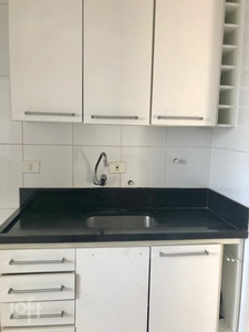 Apartamento à venda em Santo Amaro com 64 m², 2 quartos