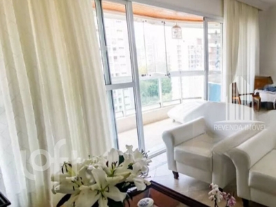 Apartamento à venda em Vila Andrade com 137 m², 3 quartos, 3 suítes, 3 vagas