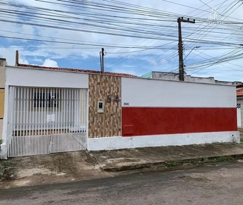 Casa à venda no Itaguará II, bairro Cohatrac II - São Luís/MA