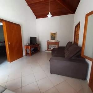 Casa com 3 dormitórios à venda, 346 m² por R$ 1.500.000,00 - Condomínio Cocais - Ibiúna/SP