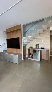 Casa com 3 quartos à venda, 270.0m²