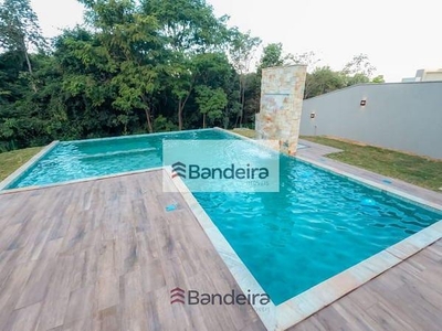 Casa com 4 quartos à venda, 560.0m²