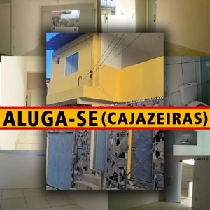 Casa em Cajazeiras 1º andar - Fazenda Grande 4 - 2/4 com Suite - Não tem Garagem