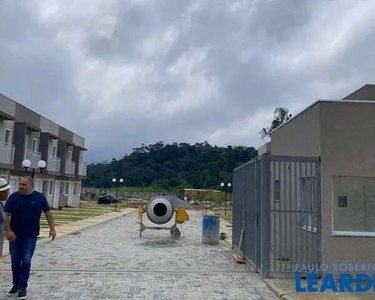 CASA EM CONDOMÍNIO - JARDIM SÃO MIGUEL - SP