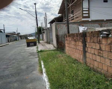 Casa em rua pública