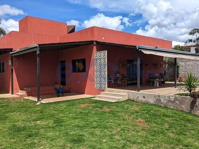 Casa no Condomínio Ouro Vermelho II