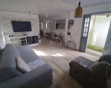 Casa para Venda - 103m², 2 dormitórios, 1 vaga - Hípica