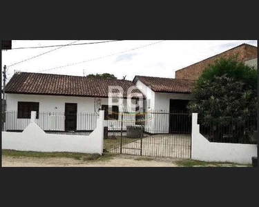 Casa para Venda - 130m², 3 dormitórios, 4 vagas - Restinga