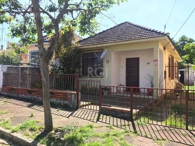 Casa para Venda - 150m², 3 dormitórios, Sarandi