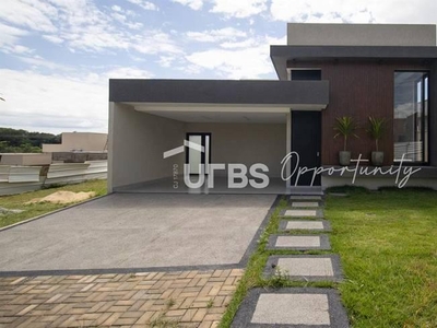 Cond. horizontal casa com 3 quartos à venda, 165.0m²