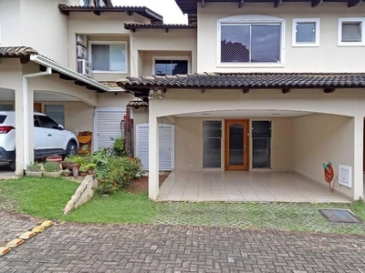 Cond. horizontal casa com 4 quartos à venda, 136.0m²