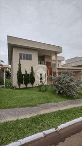 Cond. horizontal casa com 4 quartos à venda, 672.0m²