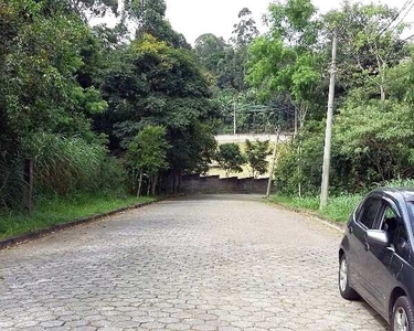 Terreno em loteamento fechado a 2 minutos do Shopping Taboão