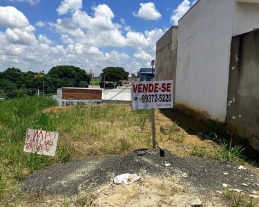 VENDE-SE TERRENO NO JARDIM NOVA VENEZA EM INDAIATUBA SÃO PAULO, LOTE DE 150 METROS COM REG