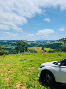 06- Vendo Terrenos Documentados Na Região De Santa Isabel , Agende Sua Visita