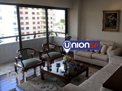 Apartamento à venda em Aclimação com 170 m², 3 quartos, 3 suítes, 3 vagas