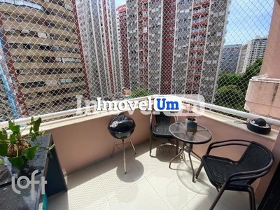 Apartamento à venda em Barra da Tijuca com 70 m², 2 quartos, 2 suítes, 1 vaga